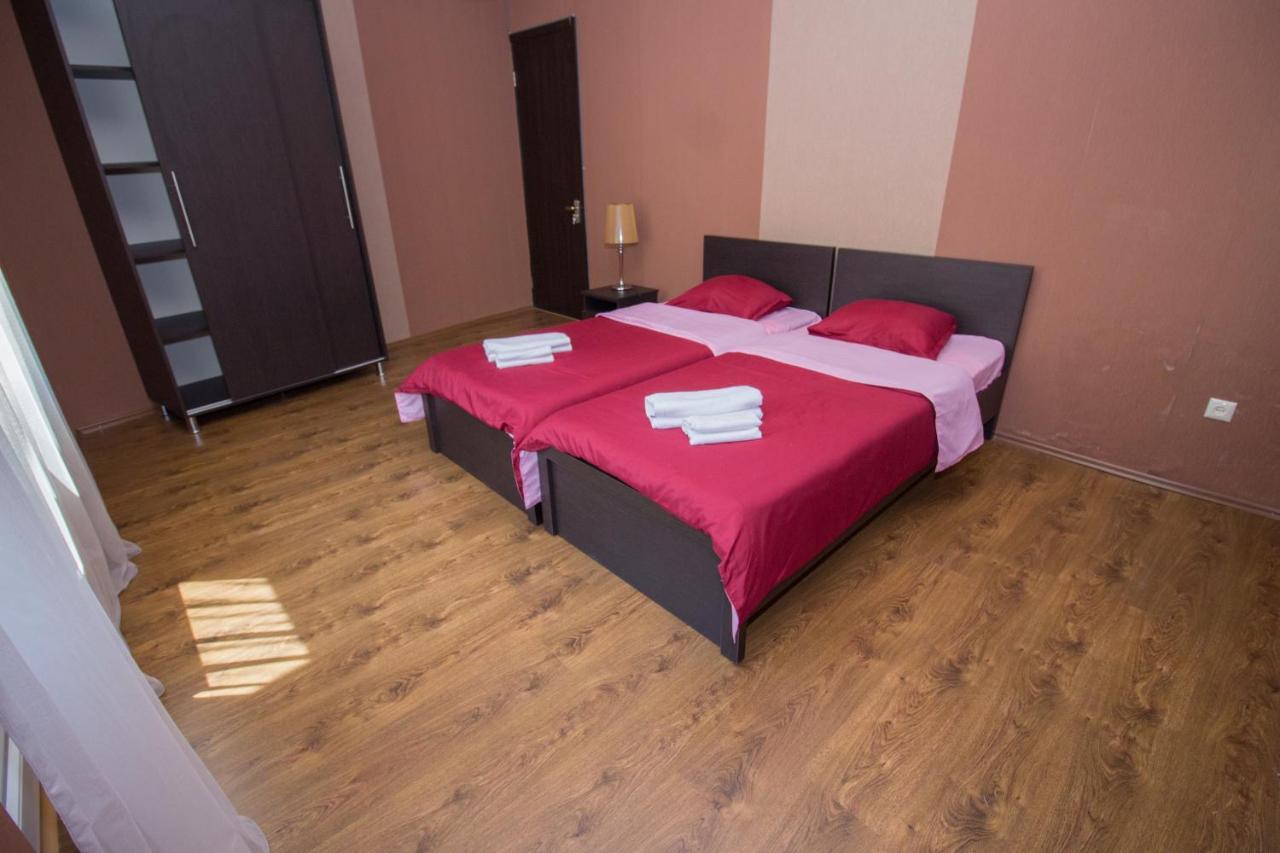 Hotel Tbili House à Tbilissi Extérieur photo