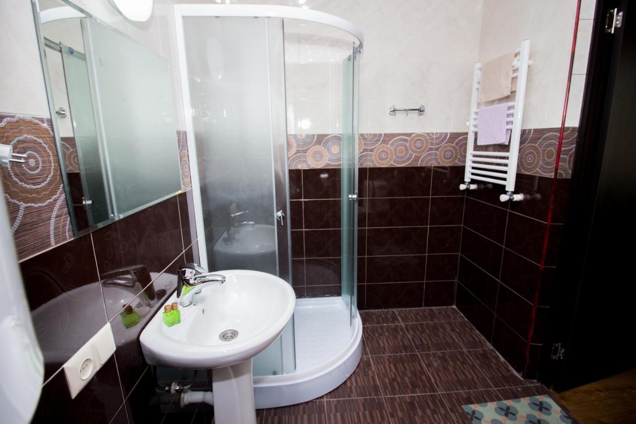 Hotel Tbili House à Tbilissi Extérieur photo
