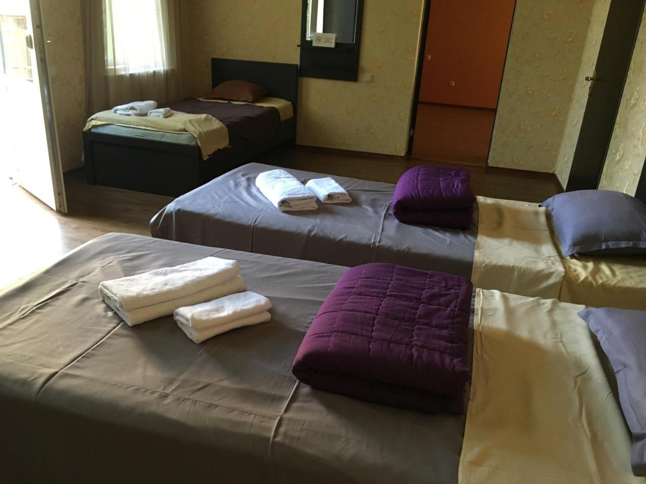 Hotel Tbili House à Tbilissi Extérieur photo